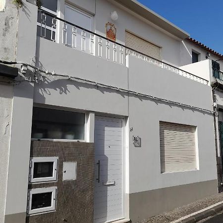 Upstairs Home Ponta Delgada  Luaran gambar